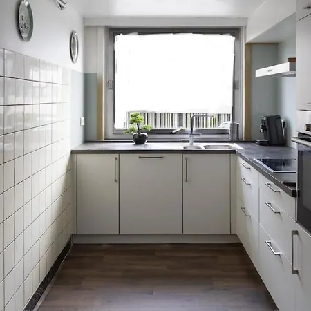 2br And 1lr Apt, Only 15mins To Gravensteen Castle Гент